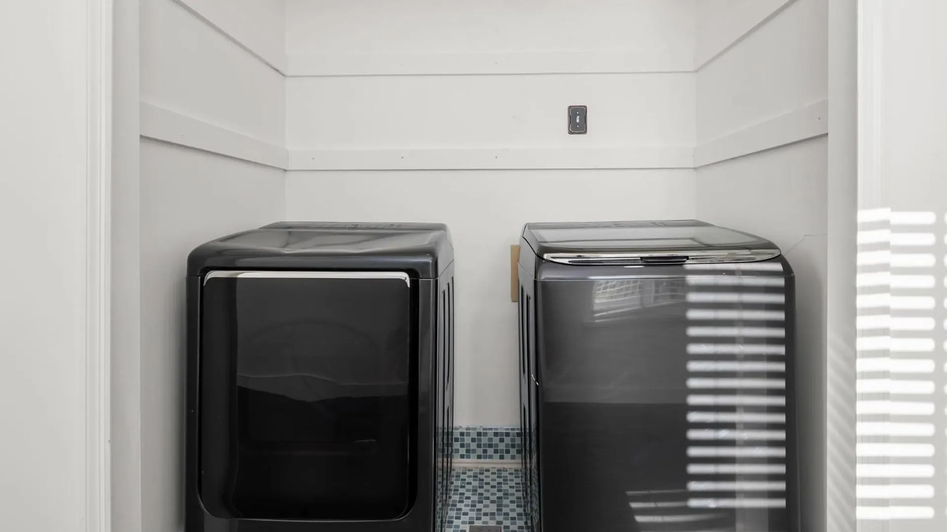Luxury Waterfront Villa Heated Pool & Gameroom 탬파 미국