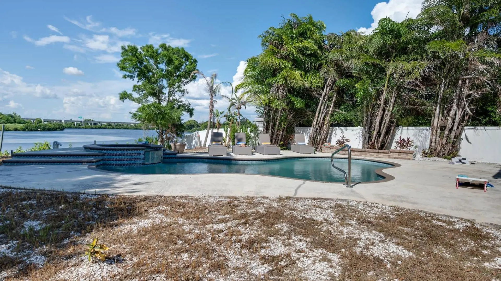Dom wakacyjny Luxury Waterfront Villa Heated Pool & Gameroom Tampa