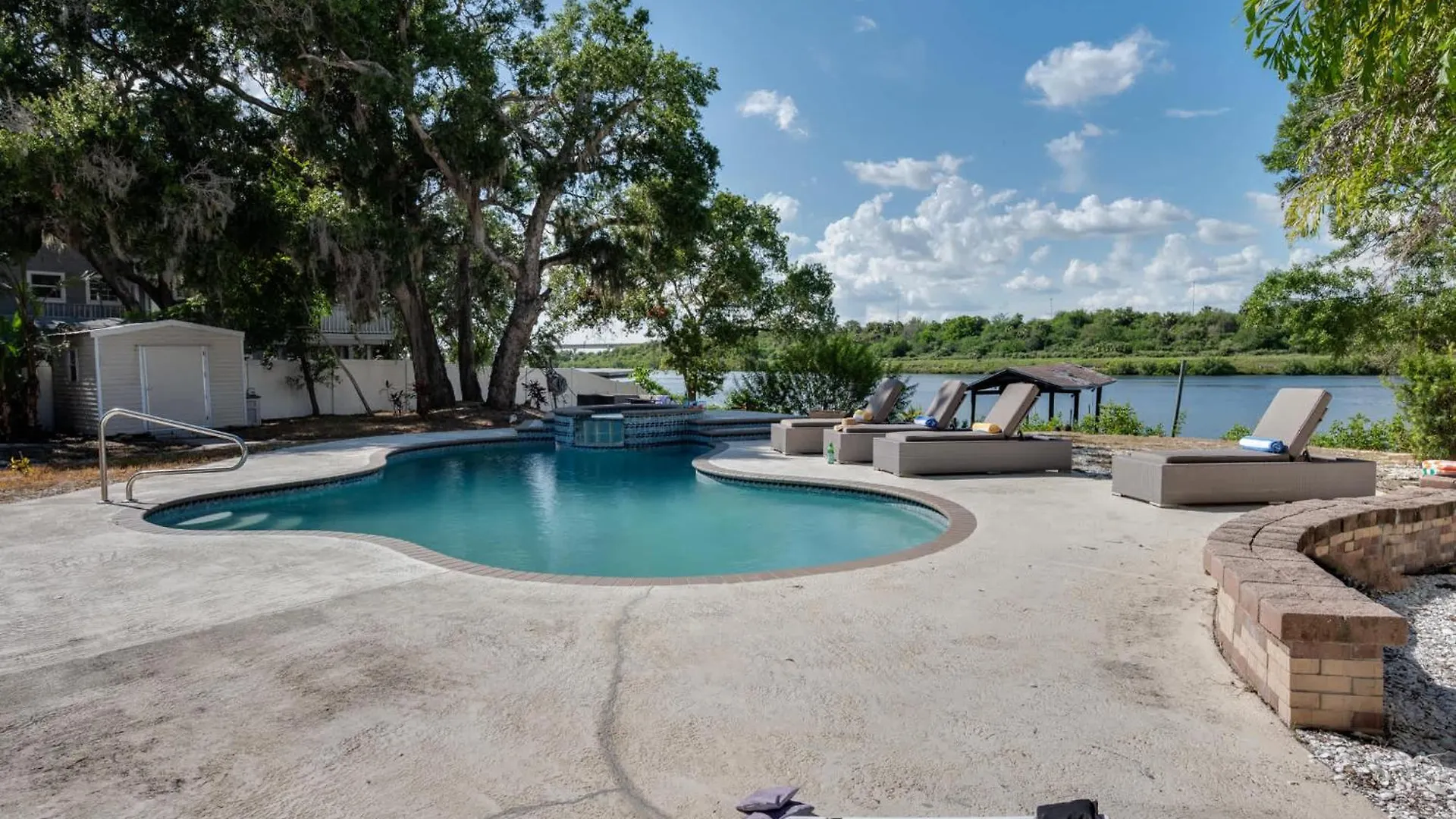 Luxury Waterfront Villa Heated Pool & Gameroom Tampa 0*,  Stany Zjednoczone Ameryki